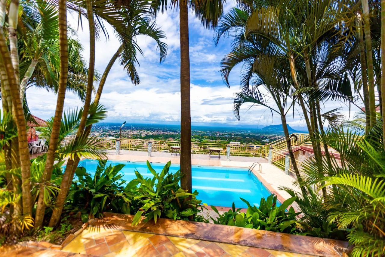 Sky Plus Hotel & Resort Ho ภายนอก รูปภาพ