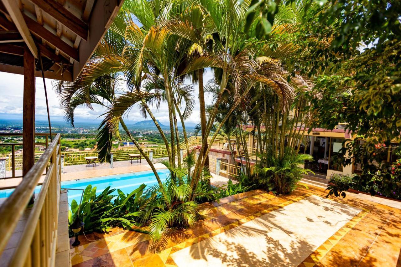 Sky Plus Hotel & Resort Ho ภายนอก รูปภาพ