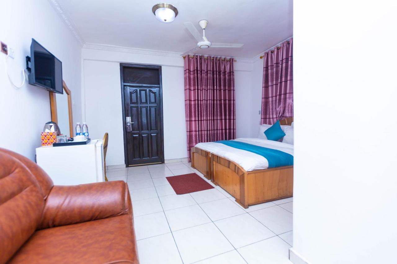 Sky Plus Hotel & Resort Ho ภายนอก รูปภาพ